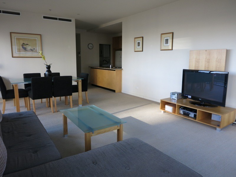 713/80 Clarendon Street, Southbank VIC 3006