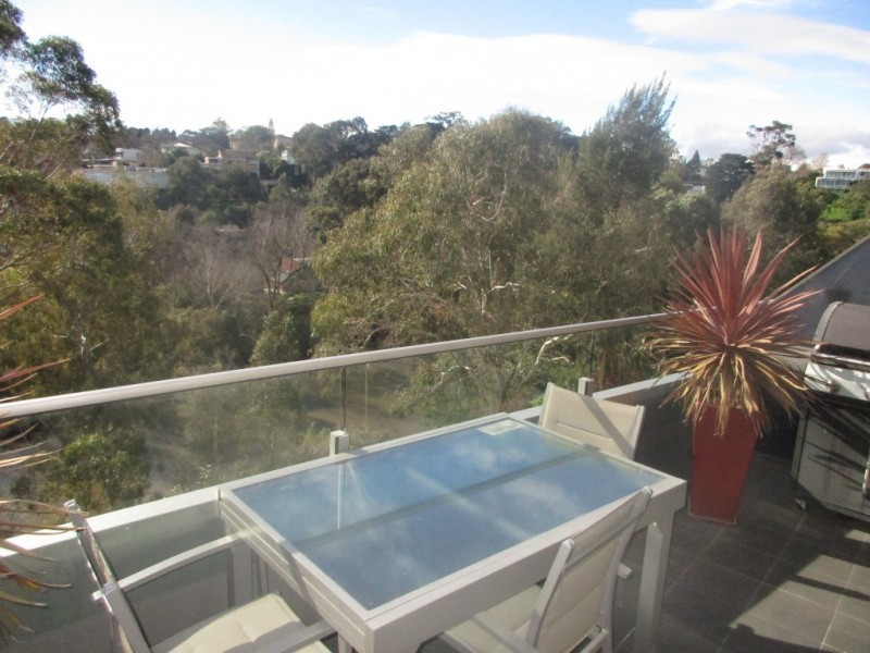 220/13 Acacia Place, Abbotsford VIC 3067