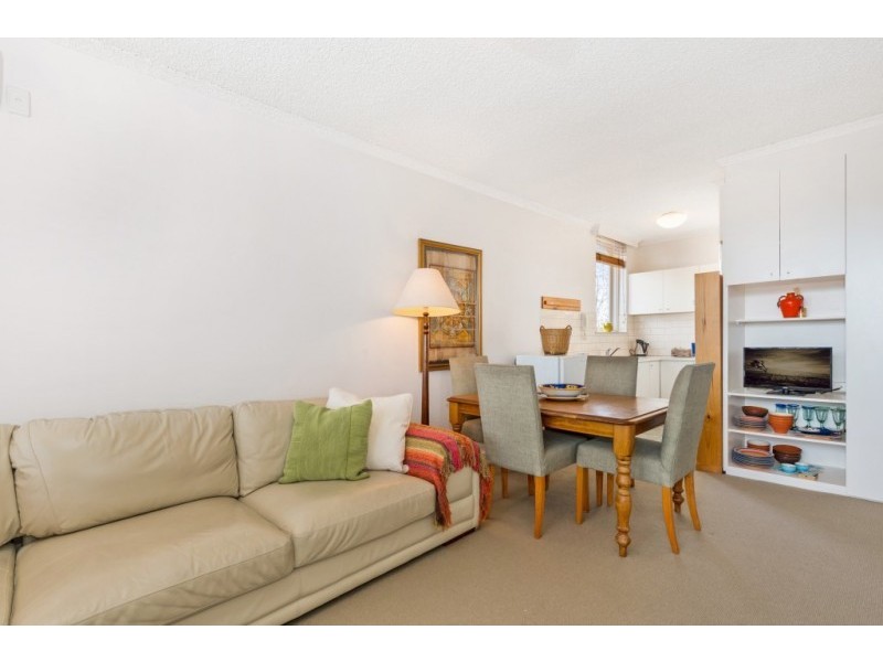 14/1 Acland Street, St Kilda VIC 3182