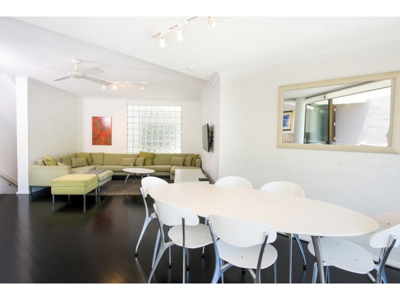 2/70 Upper Hastings Street, Noosa Heads QLD 4567