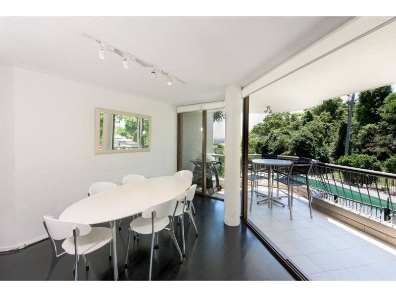 2/70 Upper Hastings Street, Noosa Heads QLD 4567
