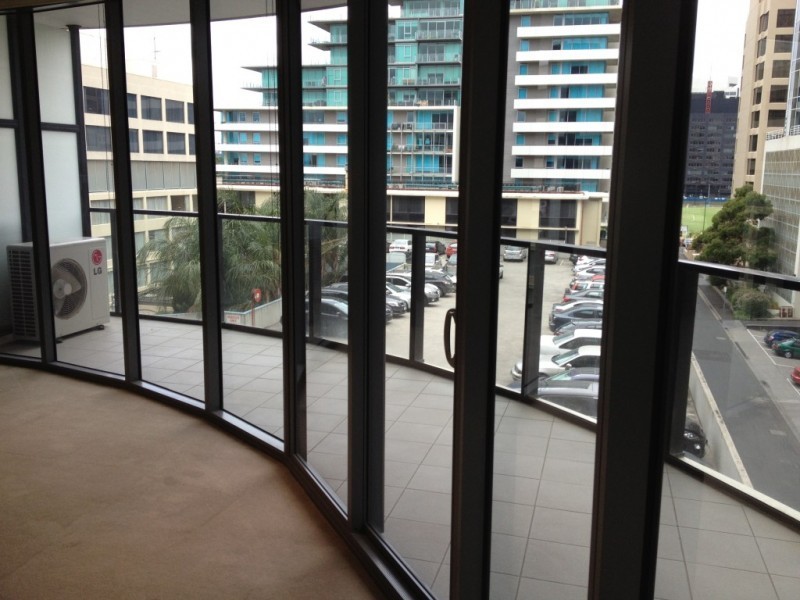 407/55 Queens Road, Melbourne VIC 3004