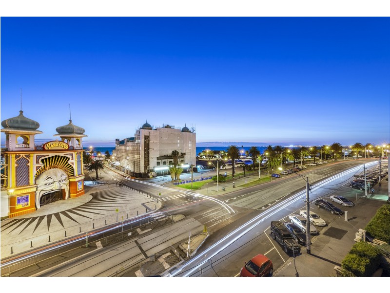 Penthouse/30 The Esplanade, St Kilda VIC 3182