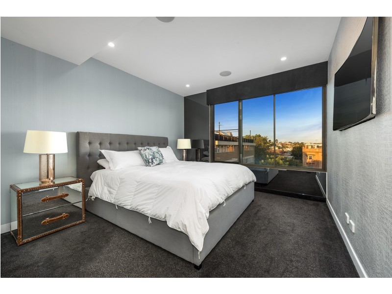 Penthouse/30 The Esplanade, St Kilda VIC 3182