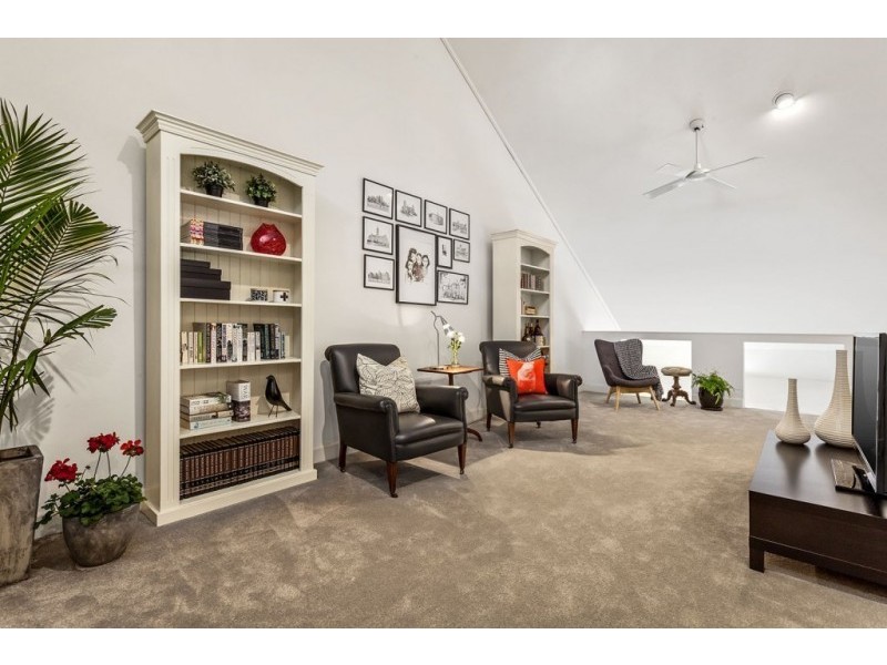 22/211 Wellington Parade South, East Melbourne VIC 3002