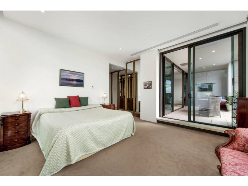 201/150 Clarendon Street, East Melbourne VIC 3002