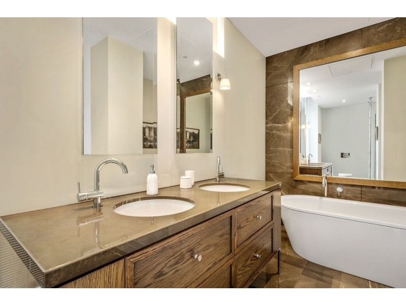 201/150 Clarendon Street, East Melbourne VIC 3002