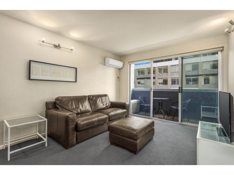 1402/325 Collins Street, Melbourne VIC 3000