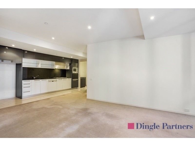 32/8 Cook Street, Southbank VIC 3006