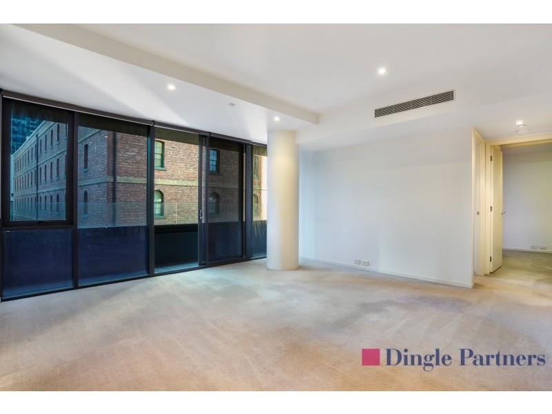 32/8 Cook Street, Southbank VIC 3006