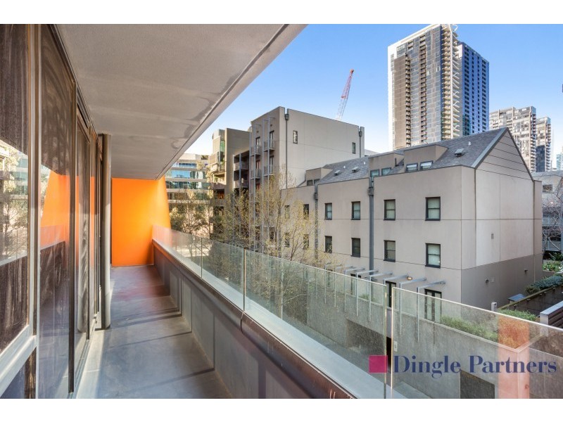 32/8 Cook Street, Southbank VIC 3006