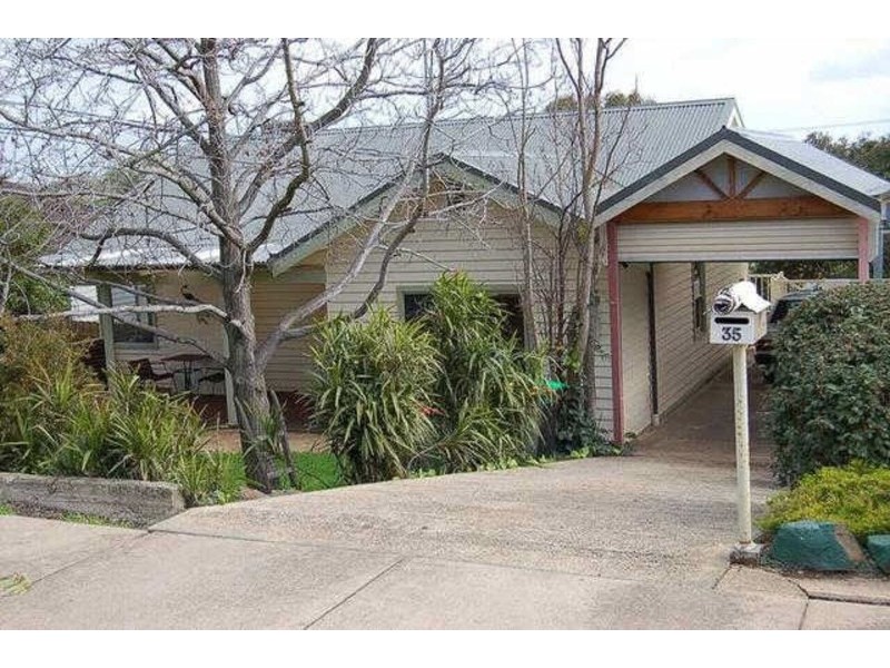 35 Clifton Street, Aberfeldie VIC 3040