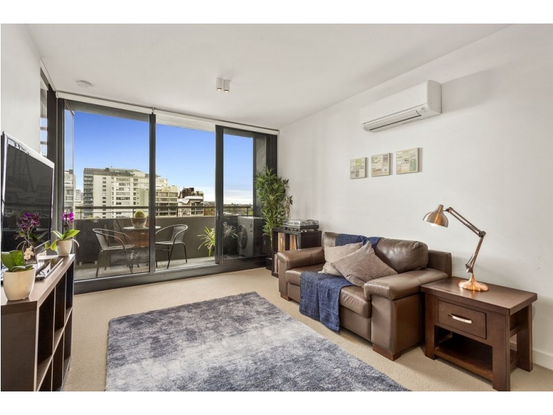 1008/74 Queens Road, Melbourne VIC 3004