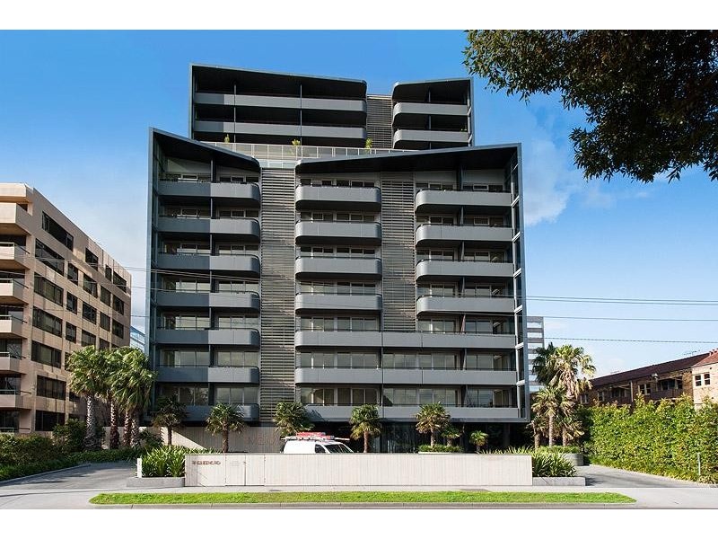 1008/74 Queens Road, Melbourne VIC 3004