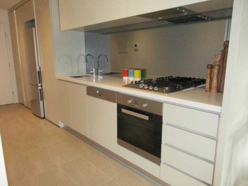 603/4 Acacia Place, Abbotsford VIC 3067