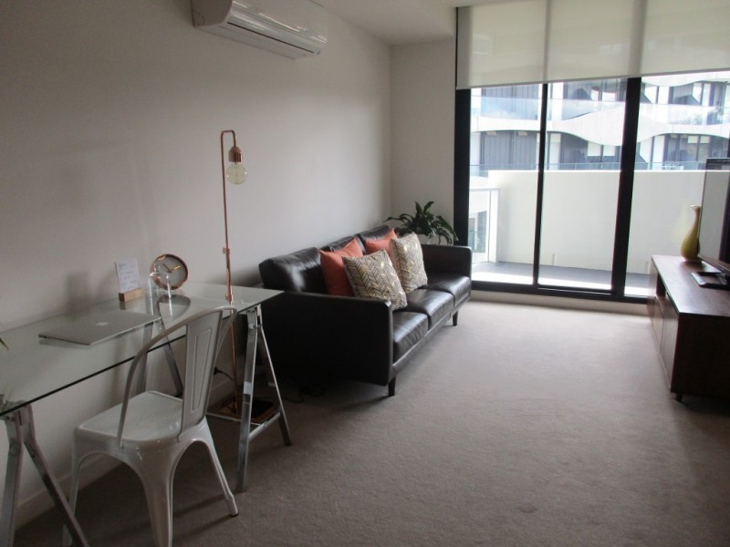 603/4 Acacia Place, Abbotsford VIC 3067