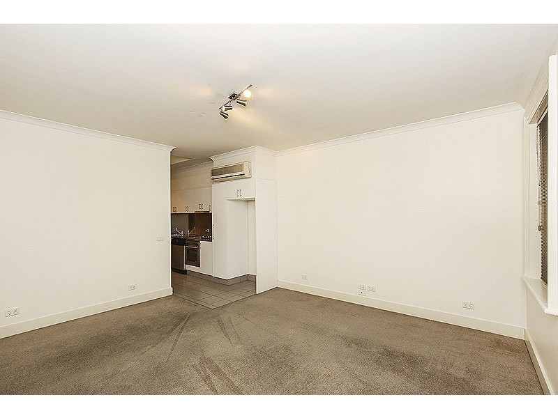 5/20 Somerset Place, Melbourne VIC 3000