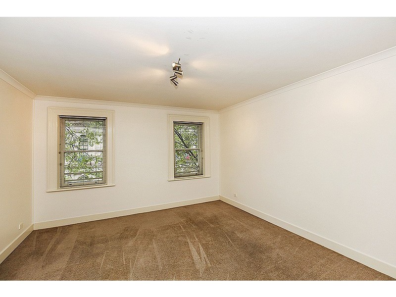 5/20 Somerset Place, Melbourne VIC 3000