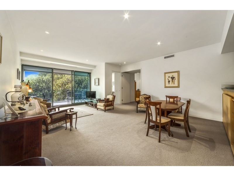 504/2 Slater Street, Melbourne VIC 3004