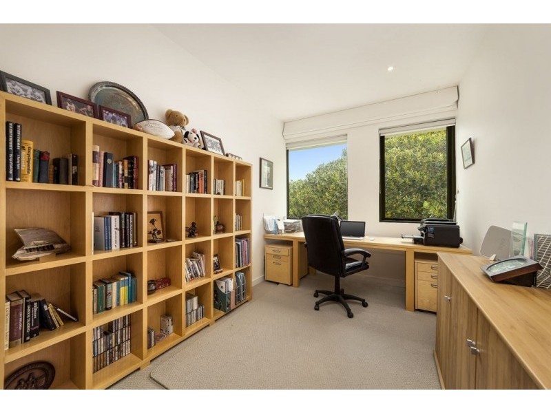 504/2 Slater Street, Melbourne VIC 3004