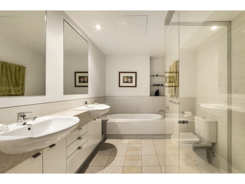 504/2 Slater Street, Melbourne VIC 3004