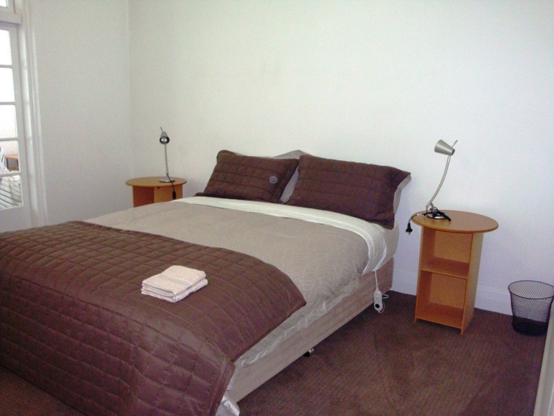 162 Gatehouse Street, Parkville VIC 3052