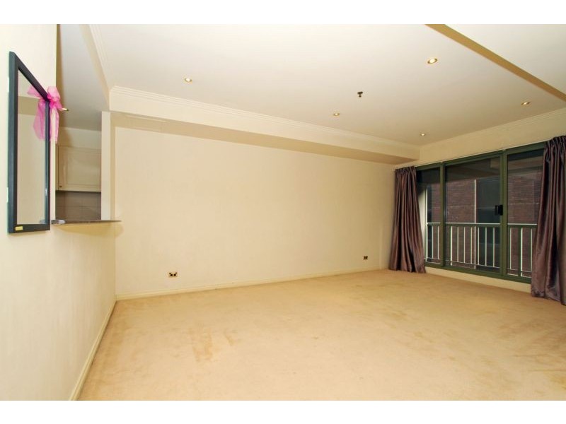307/15 Queens Road, Melbourne VIC 3004