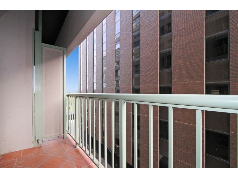 307/15 Queens Road, Melbourne VIC 3004