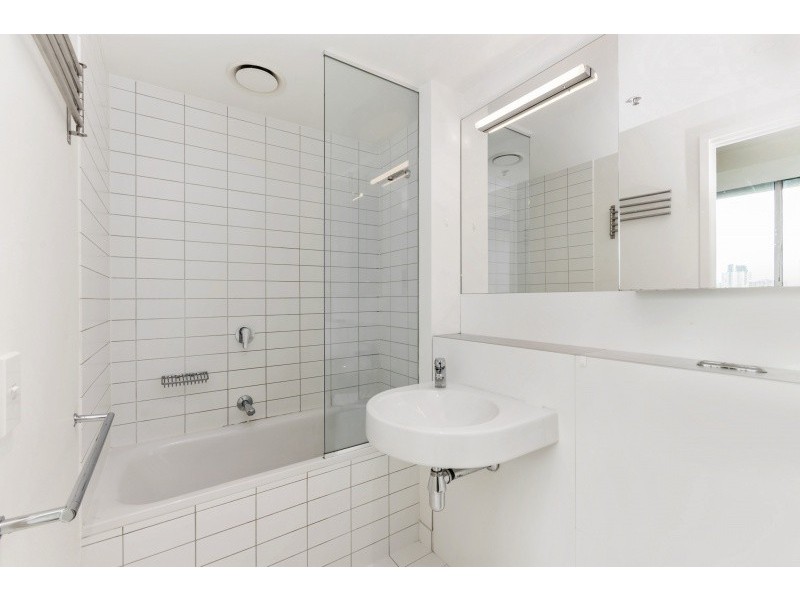 1311/620 Collins Street, Melbourne VIC 3000