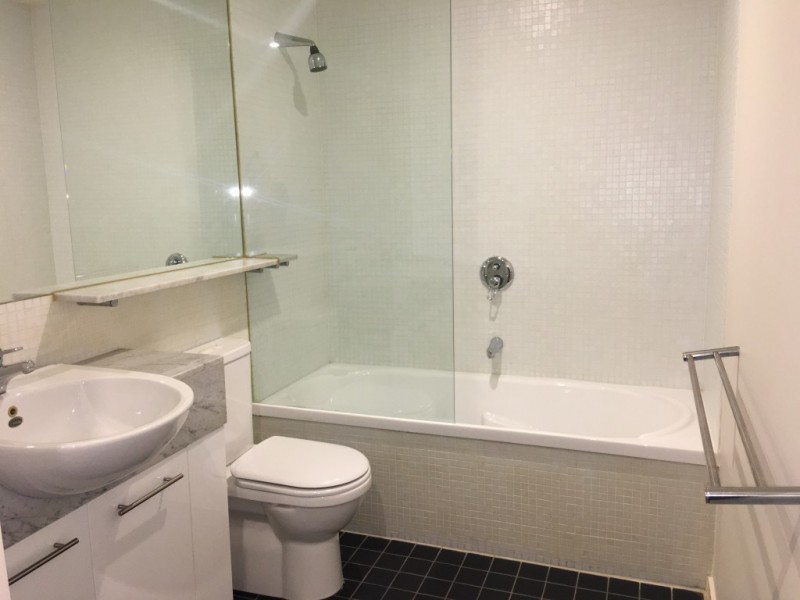 906/225 Elizabeth Street, Melbourne VIC 3000