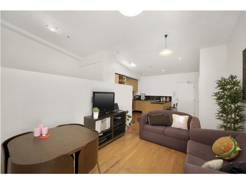 34/12 Collins Way, Melbourne VIC 3000