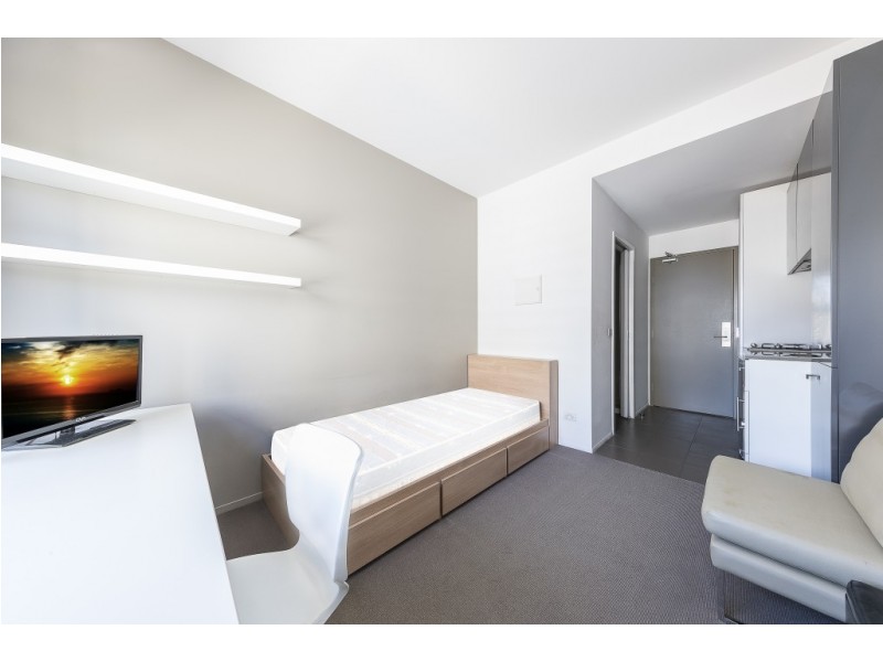 708/139 Bouverie Street, Carlton VIC 3053