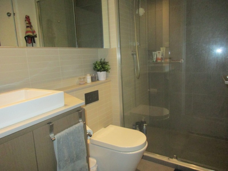 1002/1 Acacia Place, Abbotsford VIC 3067