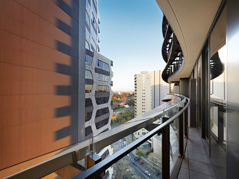 2007/50 Albert Road, South Melbourne VIC 3205