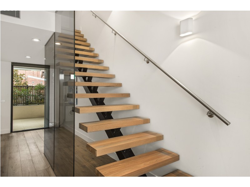 13/8 Cobden Street, Kew VIC 3101