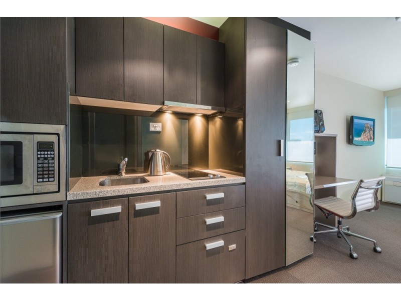 1005/181 A’beckett Street, Melbourne VIC 3000