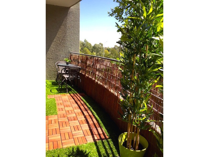 206/81 Queens Road, Melbourne VIC 3004