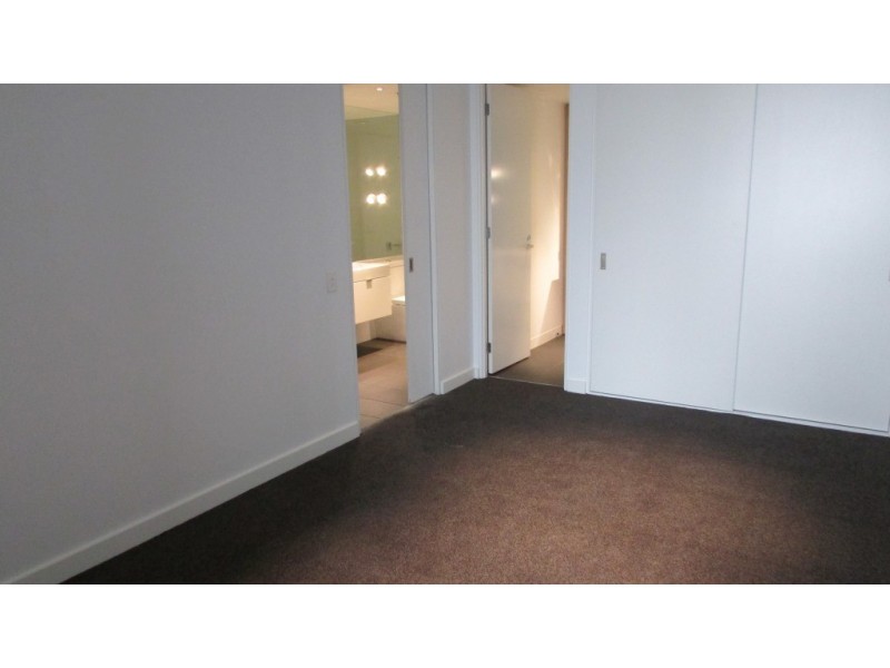 1708/35-47 Coventry Street, Southbank VIC 3006