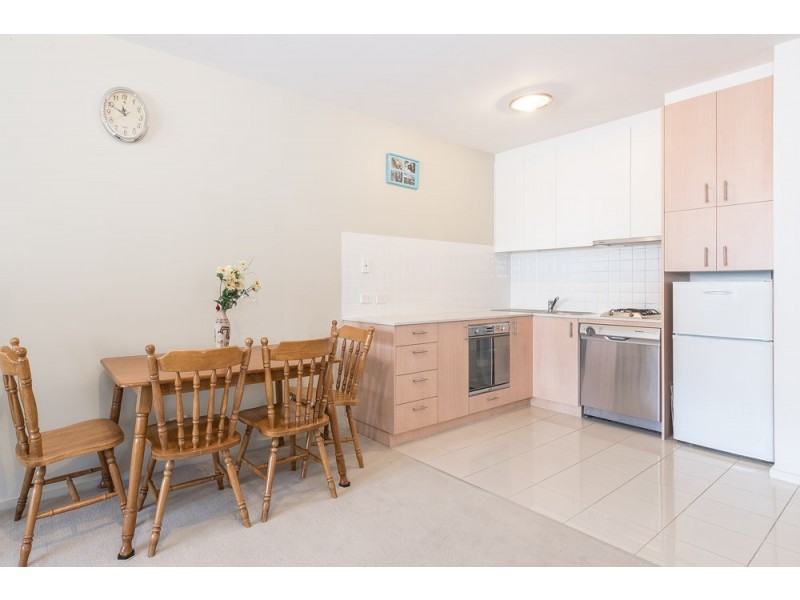 1211/250 Elizabeth Street, Melbourne VIC 3000