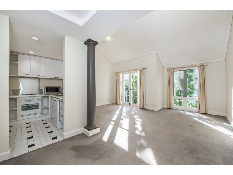 29/211 Wellington Parade South, East Melbourne VIC 3002