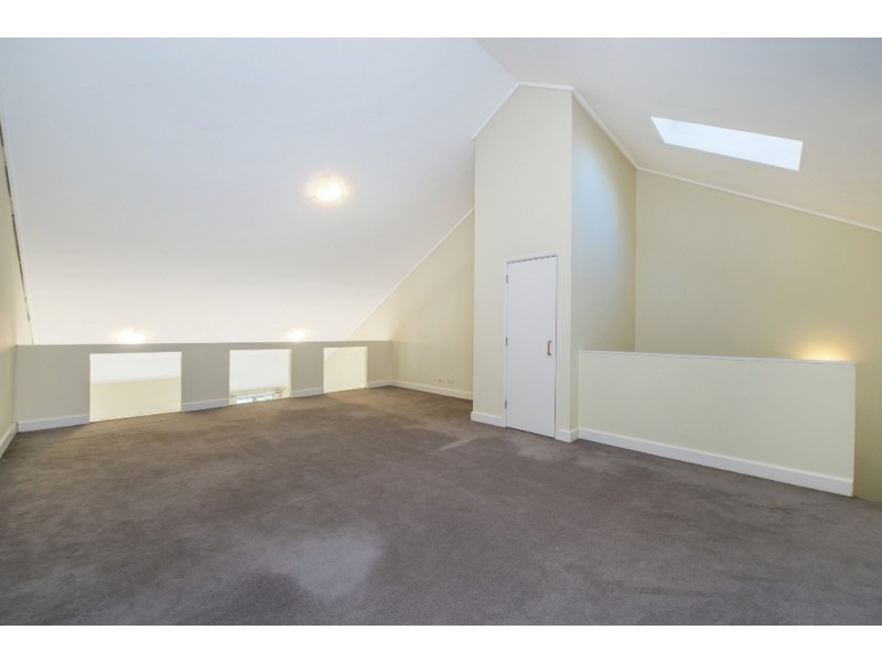 29/211 Wellington Parade South, East Melbourne VIC 3002