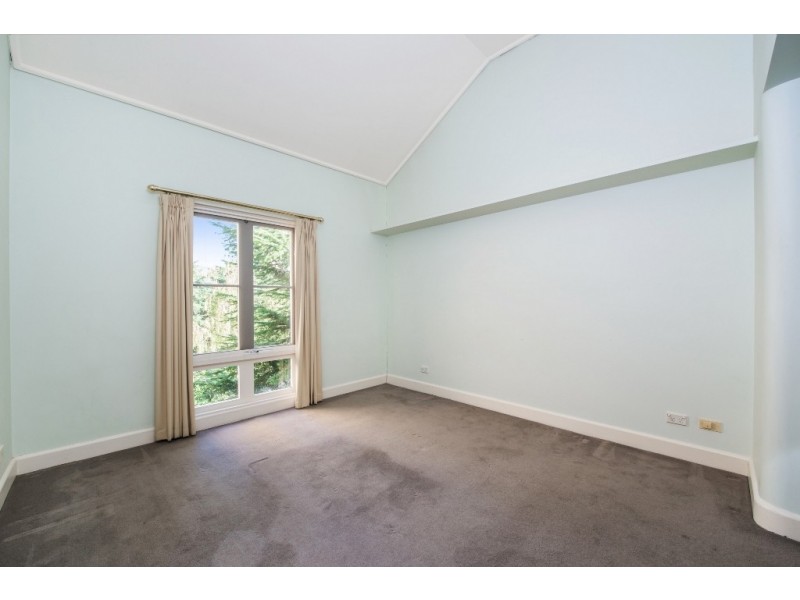 29/211 Wellington Parade South, East Melbourne VIC 3002