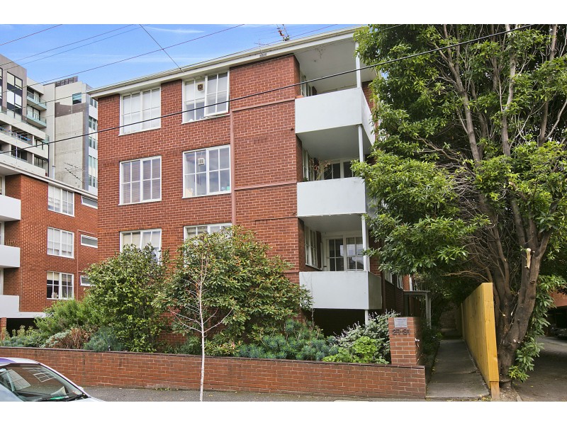 4/27 Powlett Street, East Melbourne VIC 3002