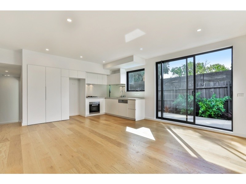 5/2 Denman Avenue, St Kilda East VIC 3183