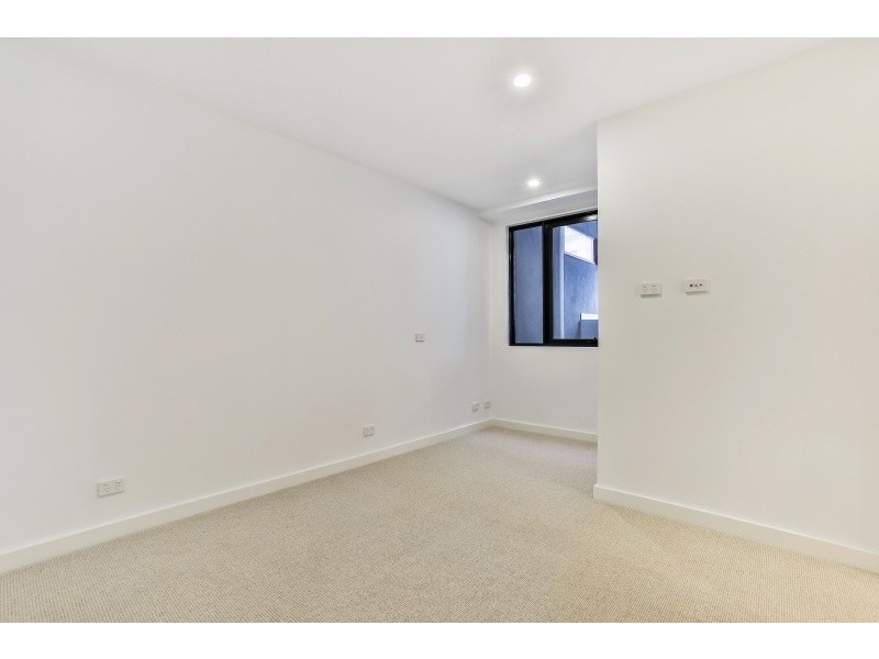 5/2 Denman Avenue, St Kilda East VIC 3183