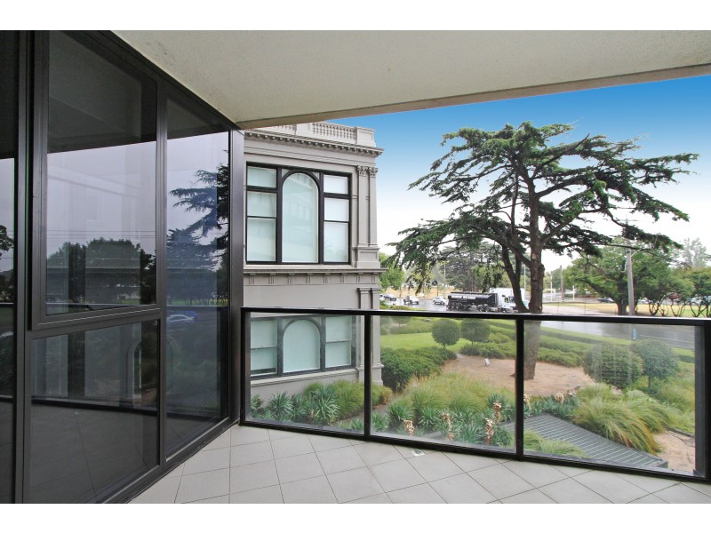122/55 Queens Road, Melbourne VIC 3004