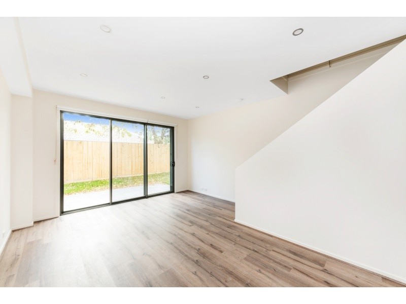 7 Cresbrook Lane, Ivanhoe VIC 3079