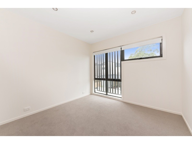 7 Cresbrook Lane, Ivanhoe VIC 3079