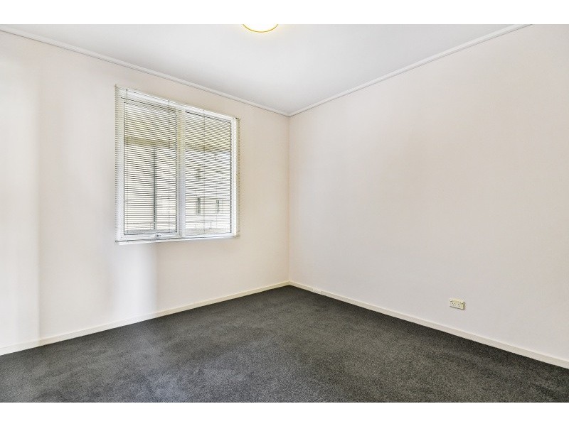 410/23 Queens Road, Melbourne VIC 3004