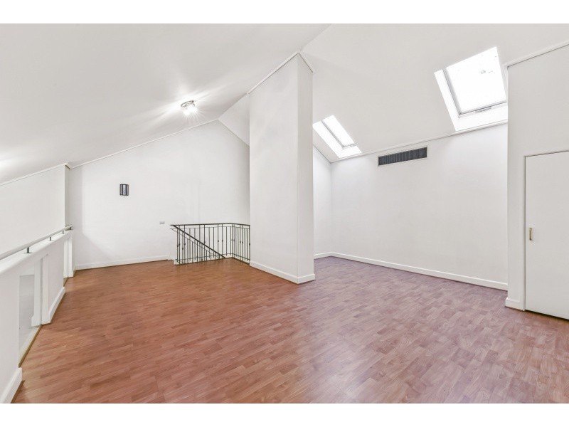 40/201 Wellington Parade South, East Melbourne VIC 3002